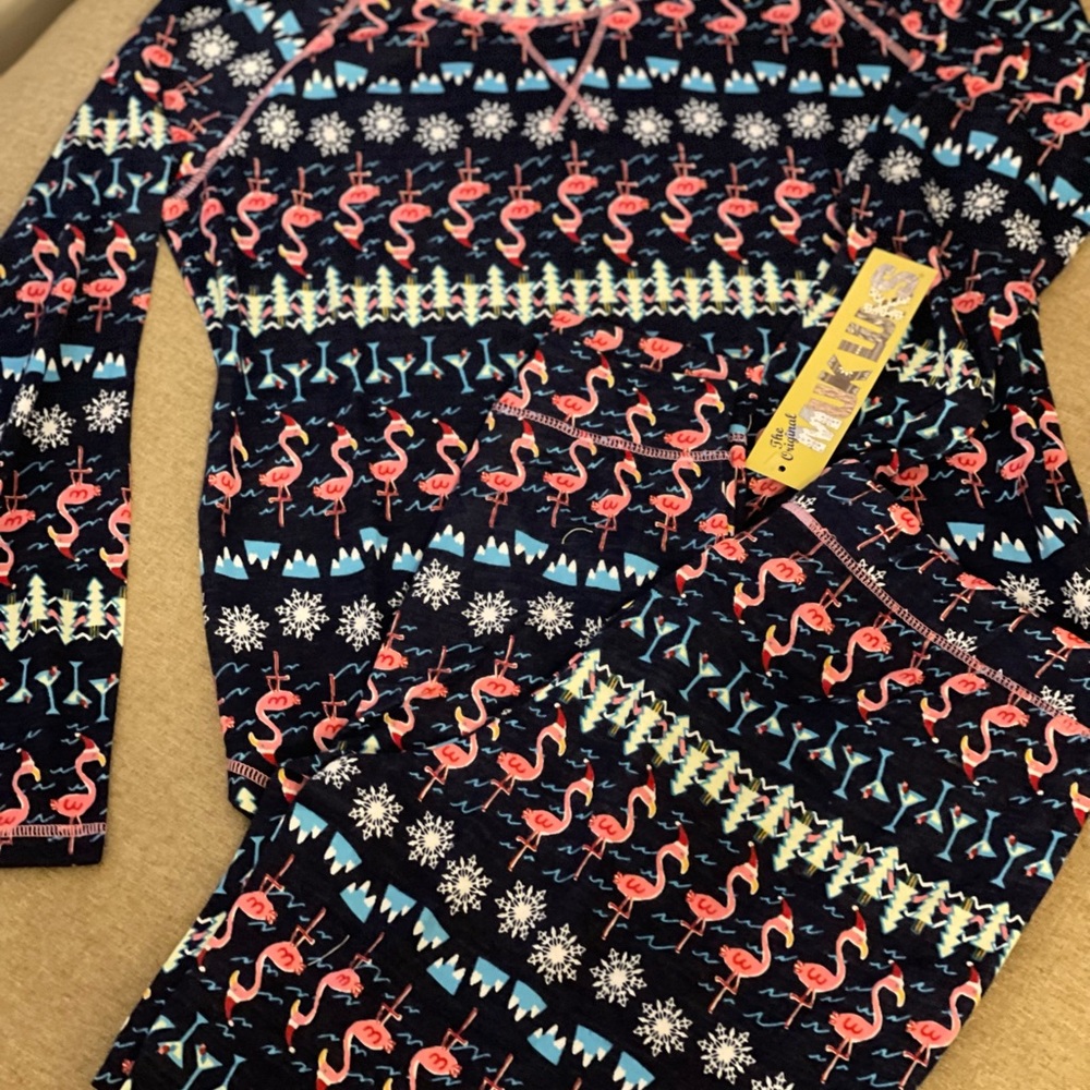 Muk Luks Hacci Knit Novelty Christmas Pajamas Set in Flamingo Fairisle Sz. Large